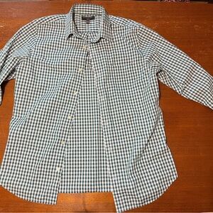 Banana Republic Men's Checkered Shirt - Green and White